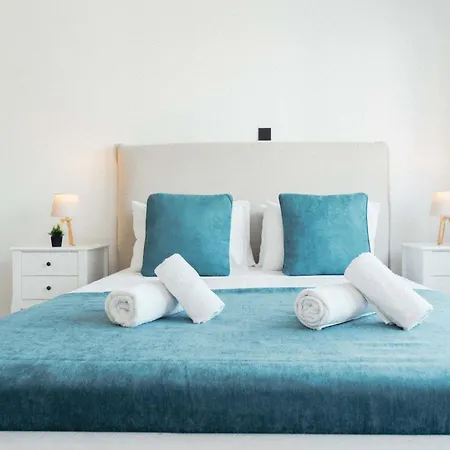 Modern 2 Walk To Beach, Shops & Dining By Cyprus Horizons Apartment Limassol